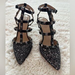 mix no 6 Silver Glitter Heels NWOT Size 7